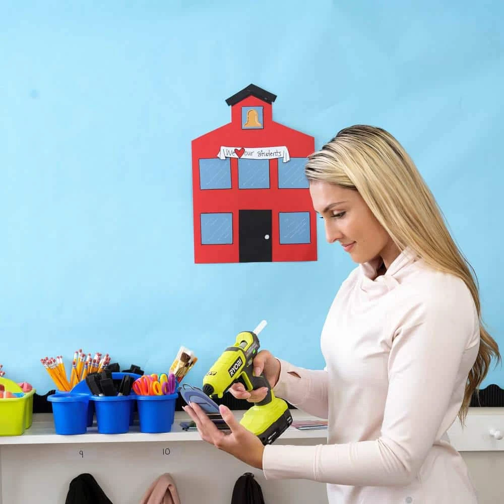 Ryobi All Purpose Full Size Glue Sticks (12-Pack) 8 Ryobi All Purpose Full Size Glue Sticks (12-Pack) - Image 8