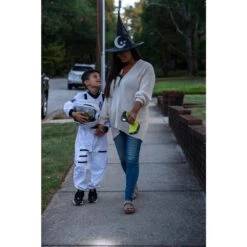 Ryobi ONE+ 18V Cordless Dual Function Inflator/Deflator With Cordless LED Light (Tools Only) -RYOBI TOOLS SALE ryobi inflators pcl031b pcl660b 44 1000