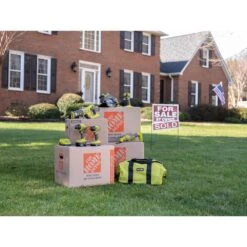 Ryobi ONE+ 18V Cordless 6-Tool Combo Kit With 1.5 Ah Battery, 4.0 Ah Battery, Charger, And Diamond Grit Driving Set (52-Piece) 25 Ryobi ONE+ 18V Cordless 6-Tool Combo Kit With 1.5 Ah Battery, 4.0 Ah Battery, Charger, And Diamond Grit Driving Set (52-Piece) -RYOBI TOOLS SALE ryobi power tool combo kits pcl1600k2 a965201 fa 1000