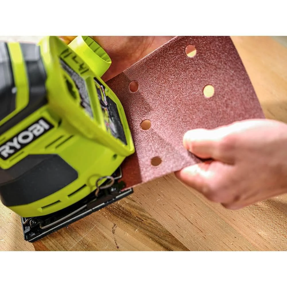 Ryobi ONE+ 18V Cordless 1/4 Sheet Sander With 9-Piece 1/4 Sheet Sand Paper Assortment 5 Ryobi ONE+ 18V Cordless 1/4 Sheet Sander With 9-Piece 1/4 Sheet Sand Paper Assortment - Image 5