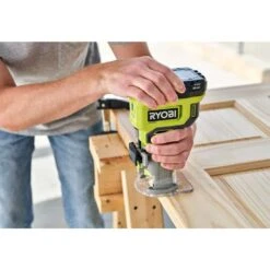 Ryobi ONE+ 18V Cordless Compact Fixed Base Router With 2.0 Ah Battery And Charger Kit -RYOBI TOOLS SALE ryobi wood routers pcl424b psk005 4f 1000